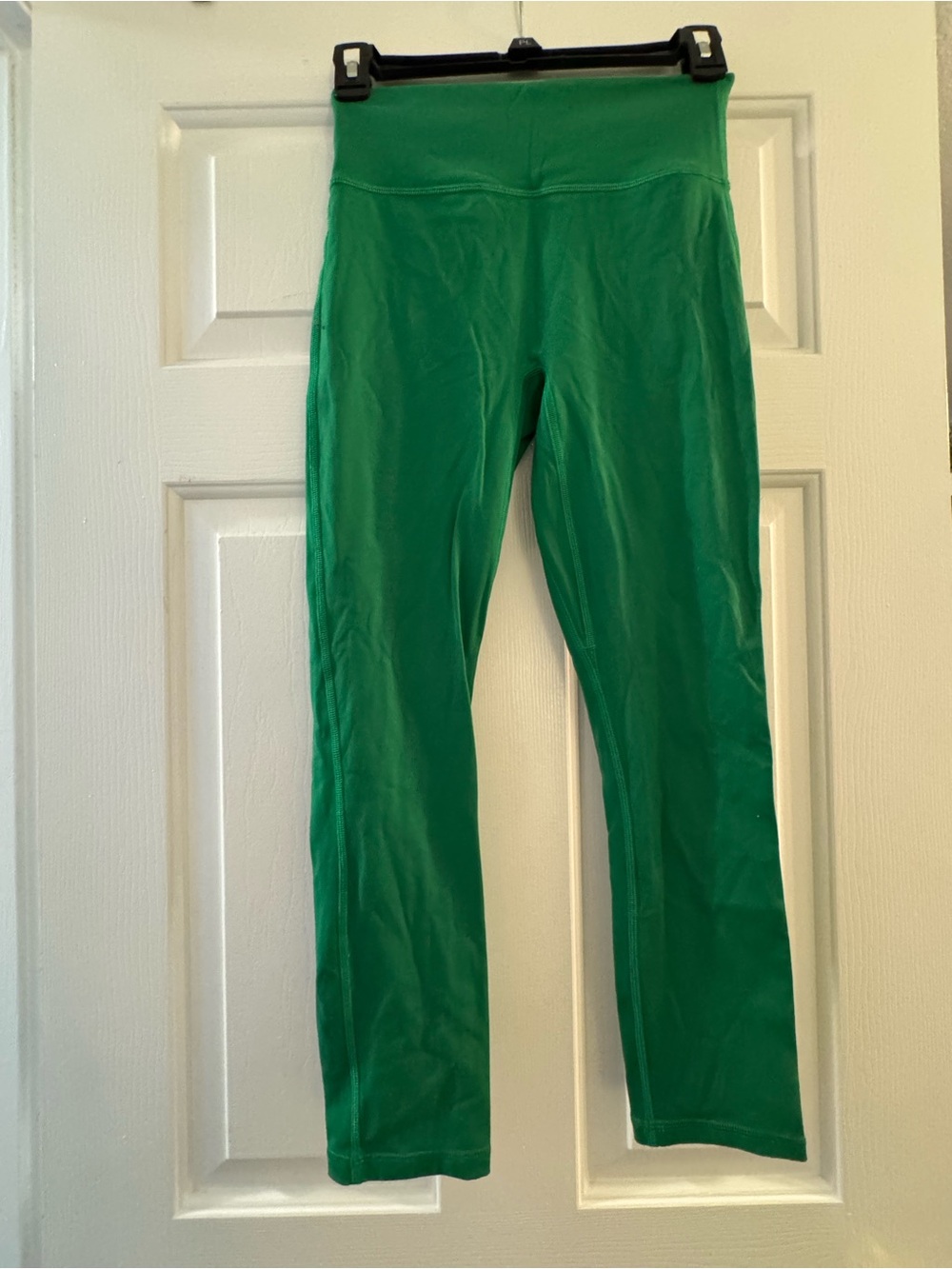 Fabletics Motion365 Leggings with criss cross pocket in back